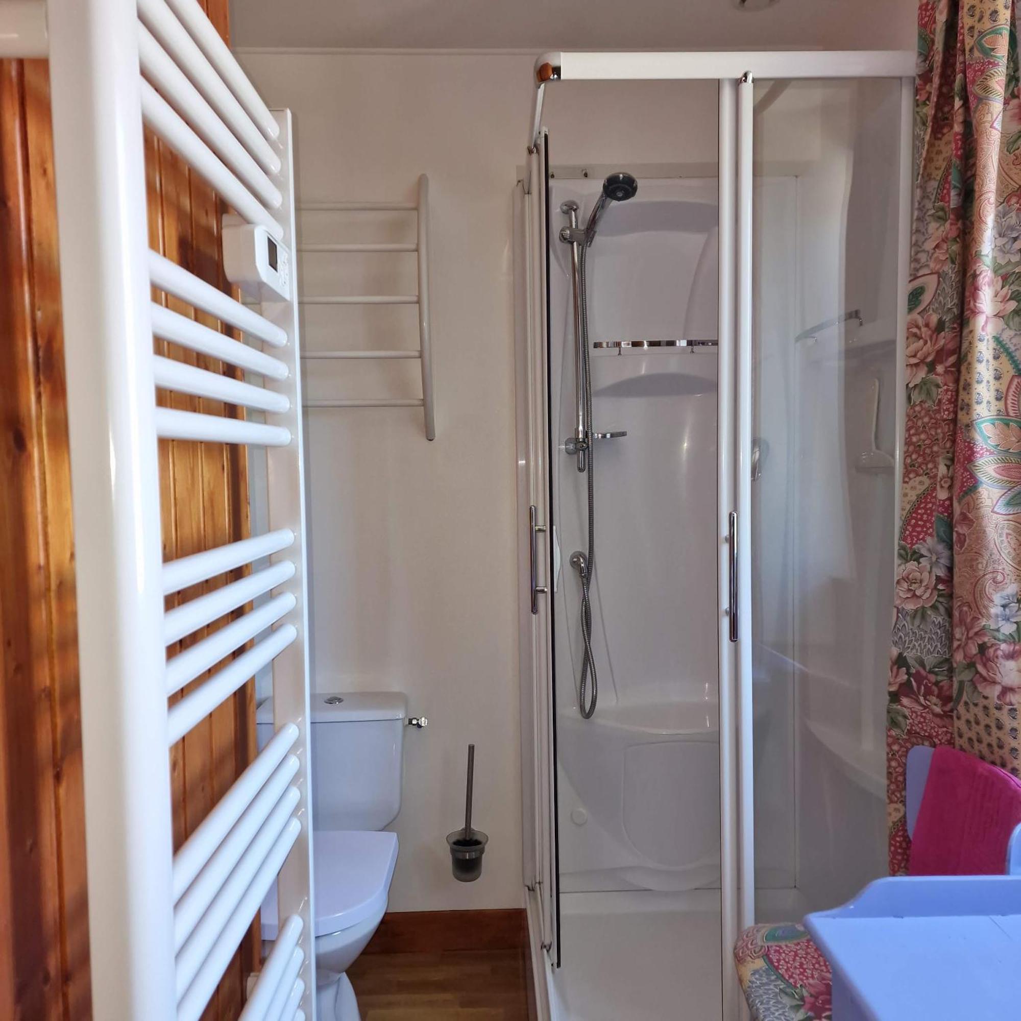 Le Dy En Fleurs Villa Saint-Maurice-en-Cotentin Bagian luar foto